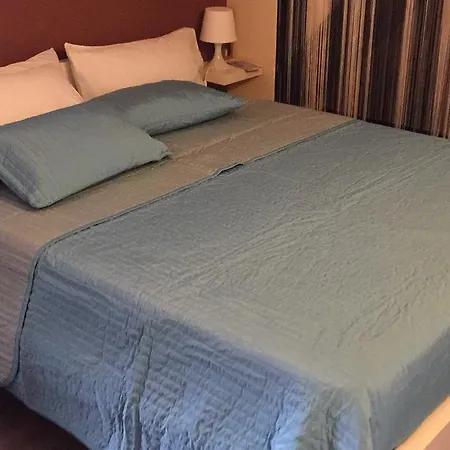 Two Steps Ortygia * 锡拉库扎