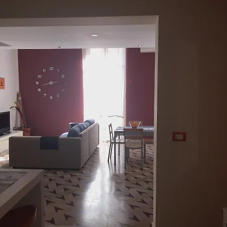 Two Steps Ortygia 아파트 *